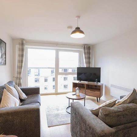 Southbank Leeds Apartment. New! With Free Parking Esterno foto